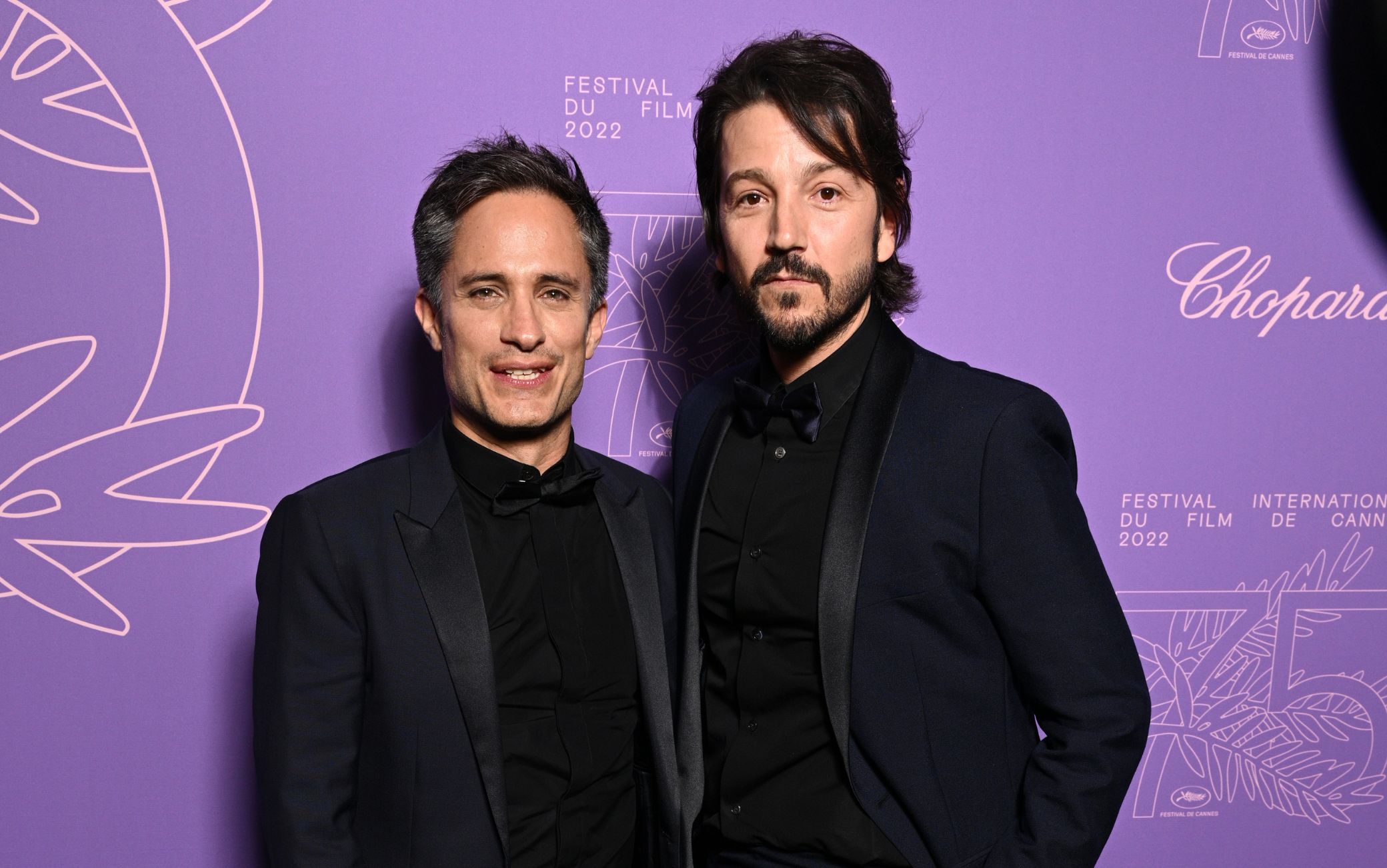 Gael García Bernal e Diego Luna di nuovo insieme nella serie spagnola La Máquina