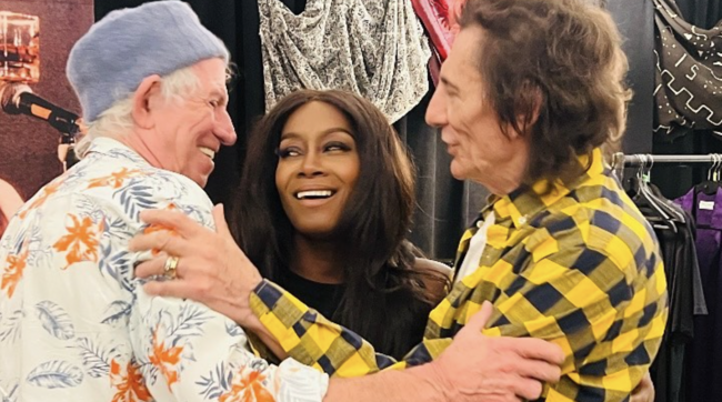 Chanel Haynes licenziata per aver cantato con i Rolling Stones a San Siro