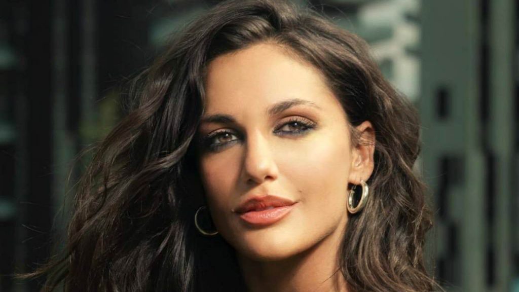 Elena D’Amario e Massimiliano Caiazzo allo scoperto: ecco la prima foto di coppia Elena D’Amario e Massimiliano Caiazzo allo scoperto: ecco la prima foto di coppia