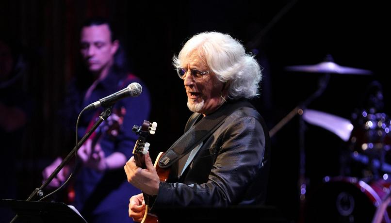 Vittorio De Scalzi, il cantante dei New Trolls, se ne è andato a 72 anni
