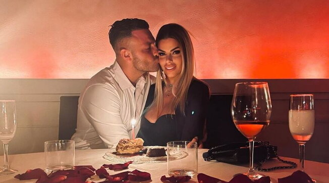 “Uomini e Donne”, è finita tra Eugenio Colombo e Francesca Del Taglia: botta e risposta sui social “Uomini e Donne”, è finita tra Eugenio Colombo e Francesca Del Taglia: botta e risposta sui social