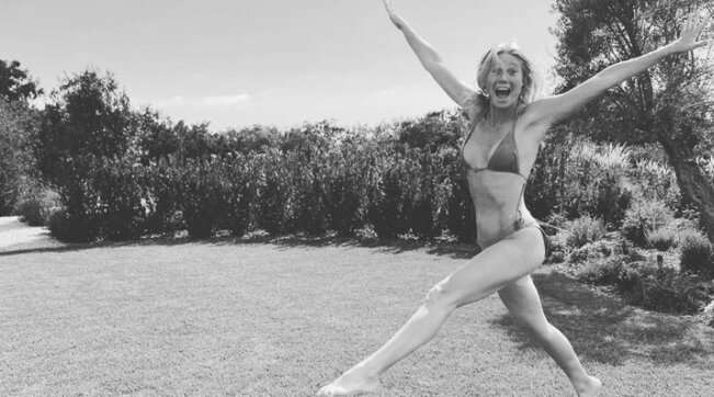 Gwyneth Paltrow compie 50 anni: “Accetto il mio corpo, le mie rughe… la mia umanità”