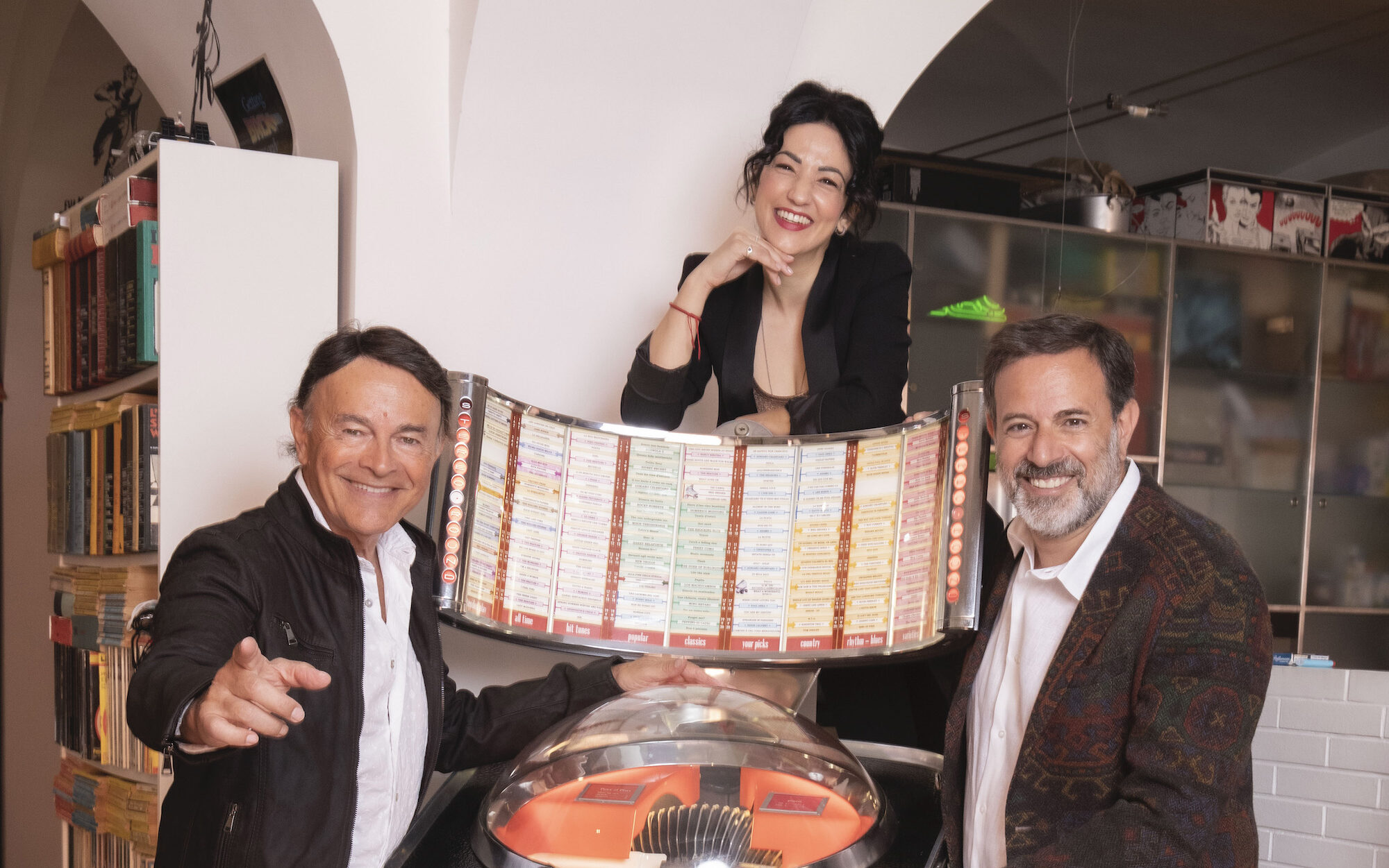 Dodi Battaglia nel racconto in musica NELLE MIE CORDE Canzoni & Sorrisi Dodi Battaglia nel racconto in musica NELLE MIE CORDE Canzoni & Sorrisi