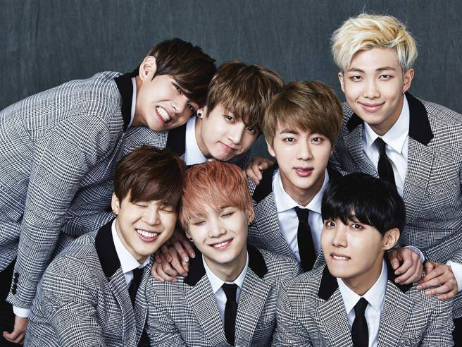 BTS, prima del servizio militare Jin pubblicherà il suo primo singolo da solista