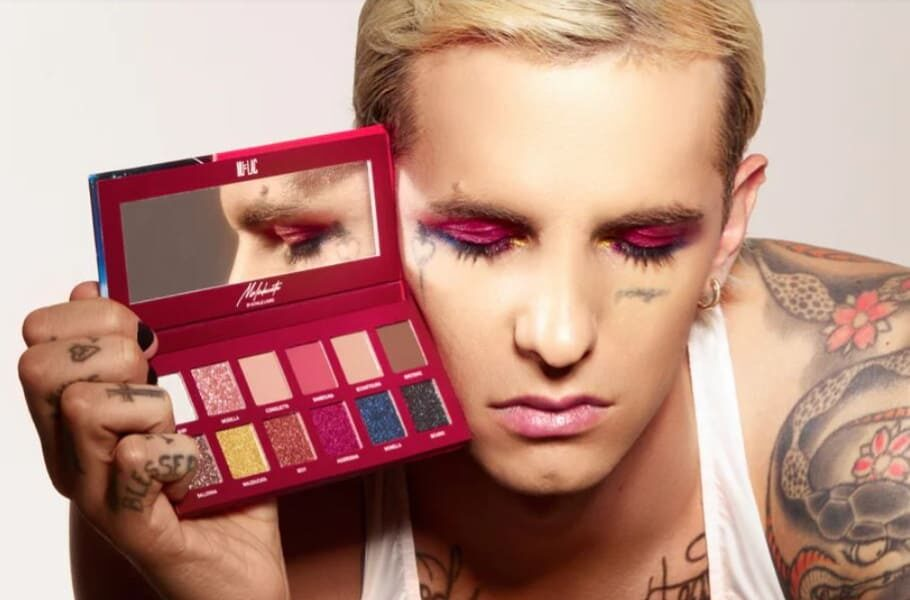 Achille Lauro crea la collezione make-up Maleducata per Mulac