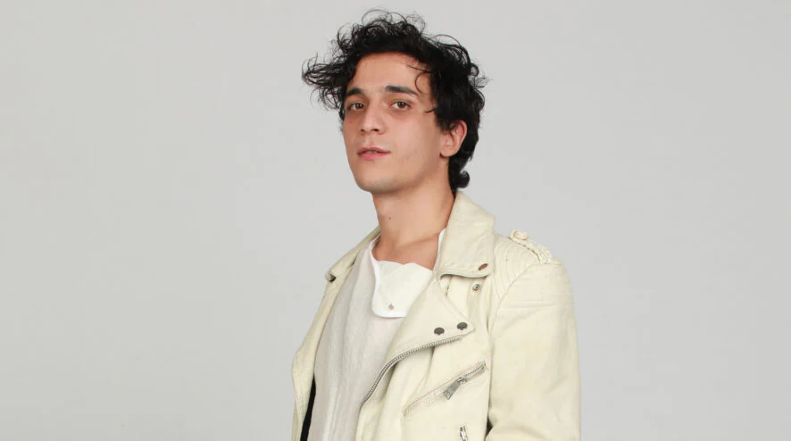 Tananai registra il sold-out, il concerto di Roma cambia location