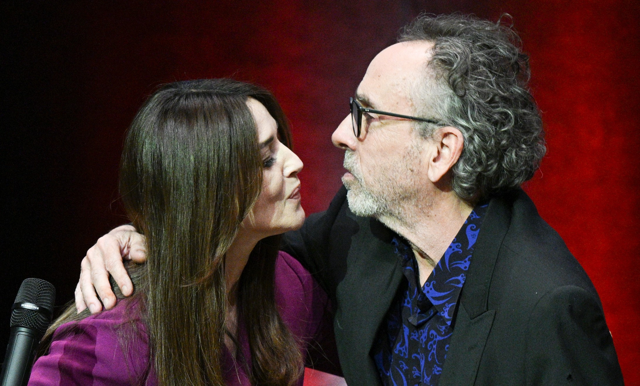 Monica Bellucci e Tim Burton, una nuova coppia? La love story sarebbe nata a Lione qualche mese fa…