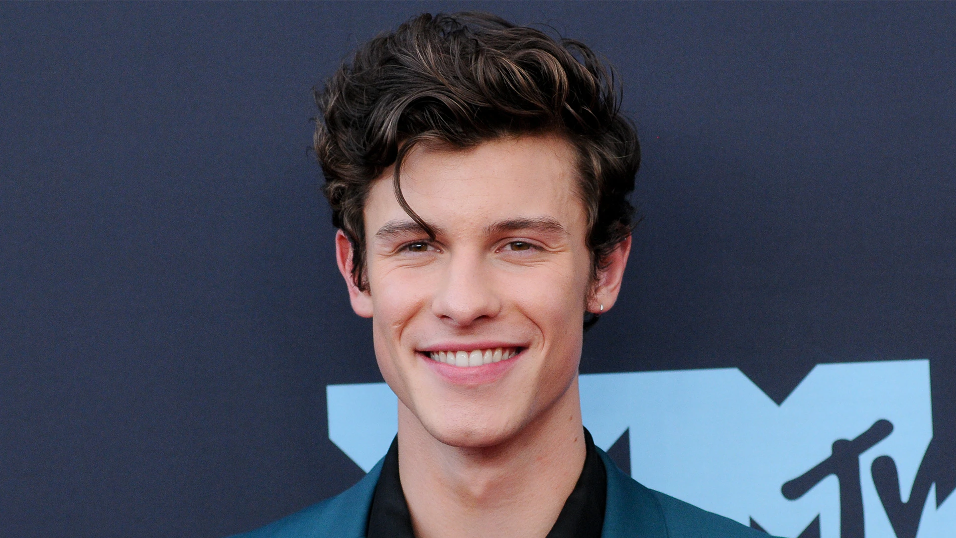 Shawn Mendes e il “processo di guarigione” con cui ha dato priorità alla salute mentale