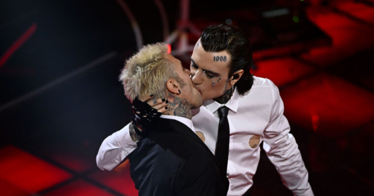 Sanremo 2023, Agcom valuta provvedimenti per pubblicità occulta e violazione norme difesa minori