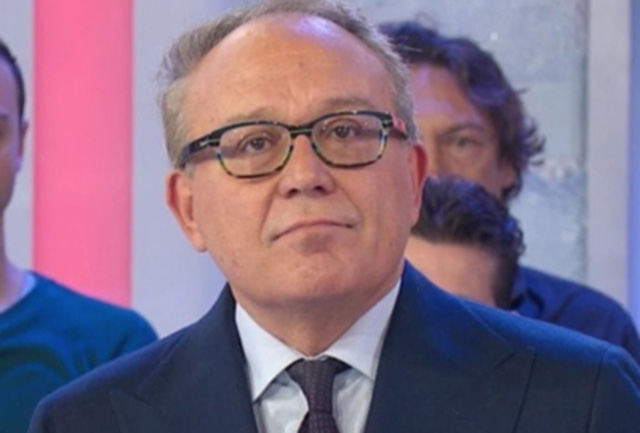 Varriale fa causa alla Rai: Vuole tornare in tv dopo le accuse per stalking Varriale fa causa alla Rai: Vuole tornare in tv dopo le accuse per stalking