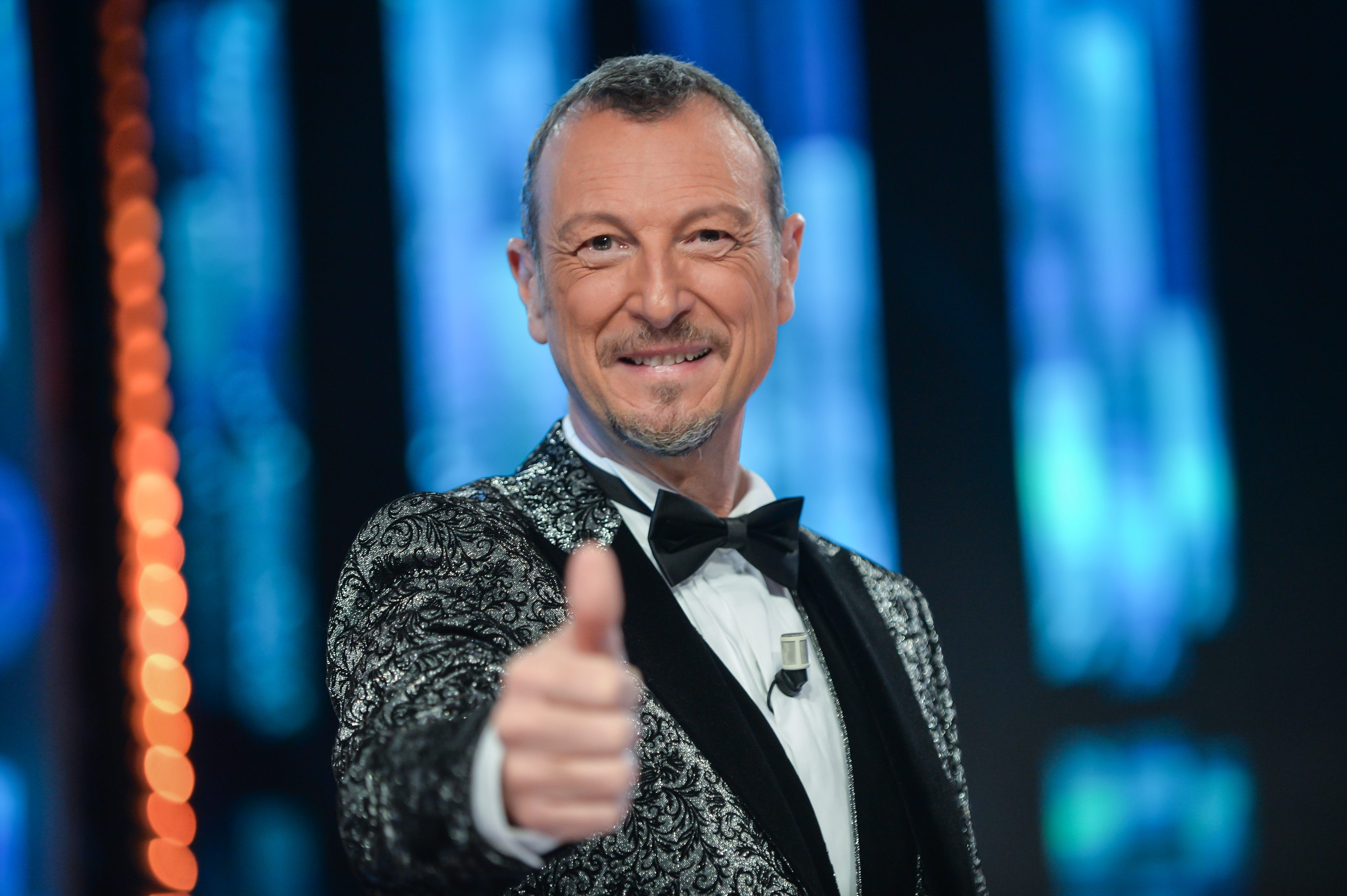 Rai 1, torna Affari tuoi con Amadeus: è il benedetto intrattenimento che ci vuole