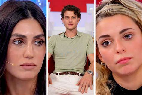 A “Uomini e Donne” Carola si dichiara a Federico, Alice piange A “Uomini e Donne” Carola si dichiara a Federico, Alice piange