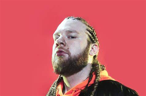 Nitro è… un “Outsider” con una doppia anima rap e rock Nitro è… un “Outsider” con una doppia anima rap e rock