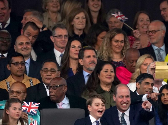 I principini George e Charlotte scatenati al concerto per Re Carlo