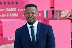 Jamie Foxx, paura per la star di Hollywood: è in ospedale da tre settimane