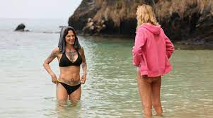 “Isola dei famosi 2023”, Asia avverte Fiore: “Non cascare nelle provocazioni di Helena!” “Isola dei famosi 2023”, Asia avverte Fiore: “Non cascare nelle provocazioni di Helena!”