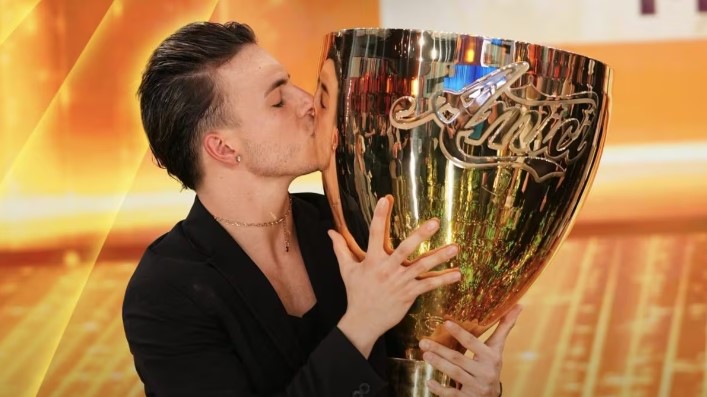 Mattia Zenzola è il vincitore di Amici 2023