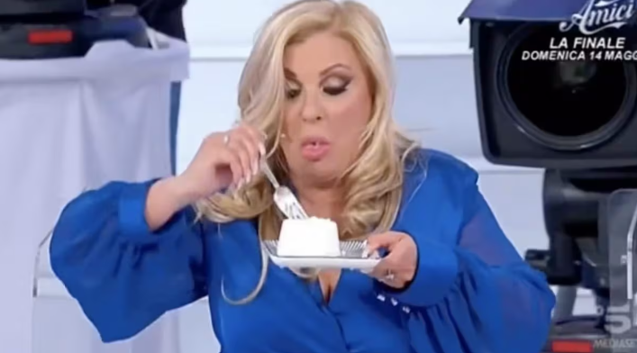 Uomini e Donne: Tina Cipollari e la ricotta