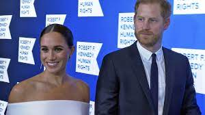 Harry e Meghan pronti a cambiare cognome: vogliono farsi chiamare Spencer Harry e Meghan pronti a cambiare cognome: vogliono farsi chiamare Spencer