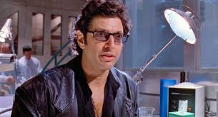 Jurassic Park, lo sceneggiatore voleva tagliare Ian Malcolm Jurassic Park, lo sceneggiatore voleva tagliare Ian Malcolm