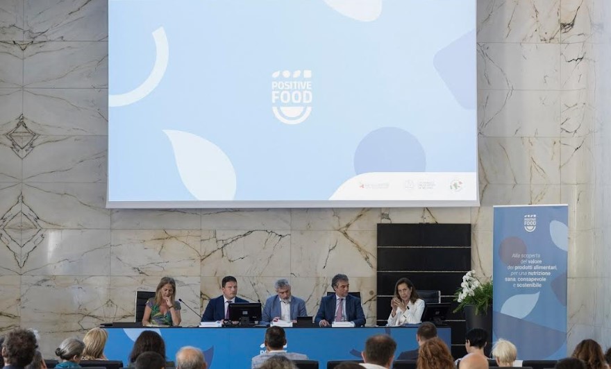Positive Food: presentata la prima etichetta alimentare di sostenibilità dal Milan Center for Food Law and Policy Positive Food: presentata la prima etichetta alimentare di sostenibilità dal Milan Center for Food Law and Policy