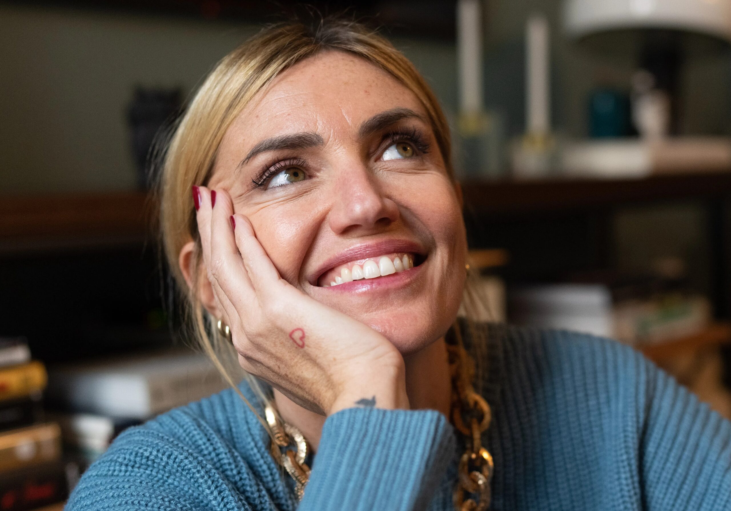 Chiara Maci: “In questura mi sono dovuta giustificare per essere una mamma single” Chiara Maci: “In questura mi sono dovuta giustificare per essere una mamma single”