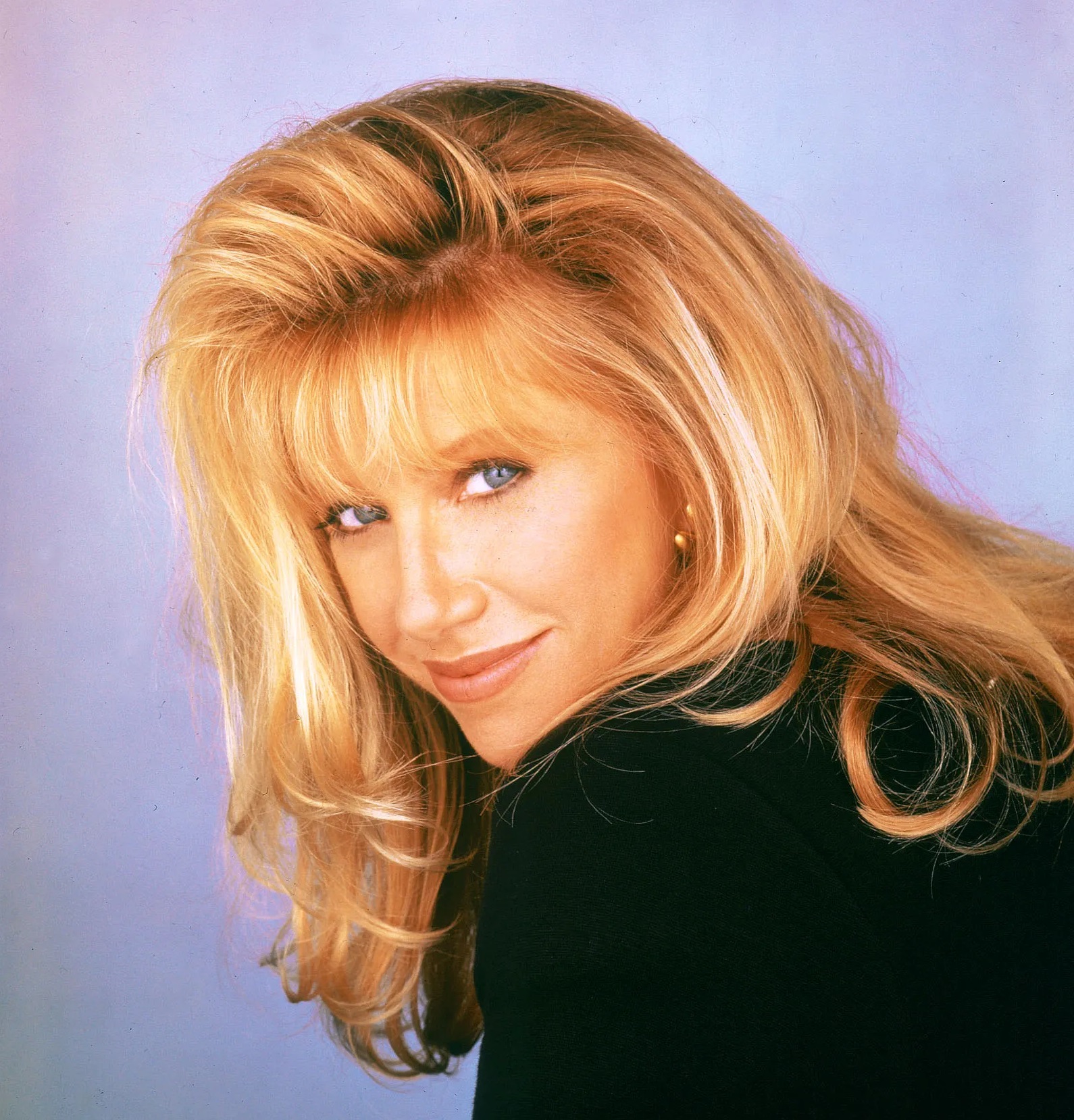 Morta Suzanne Somers, l’attrice di “Tre cuori in affitto” aveva 76 anni