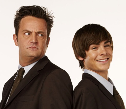 Matthew Perry: un biopic potrebbe riportarlo in vita sul grande schermo? Zac Efron in prima linea per interpretarlo Matthew Perry: un biopic potrebbe riportarlo in vita sul grande schermo? Zac Efron in prima linea per interpretarlo