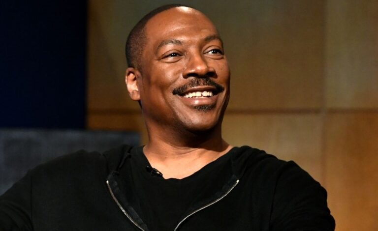 Eddie Murphy torna nel ruolo di Axel Foley, sul set di ‘Beverly Hills Cop 4’ Eddie Murphy torna nel ruolo di Axel Foley, sul set di ‘Beverly Hills Cop 4’