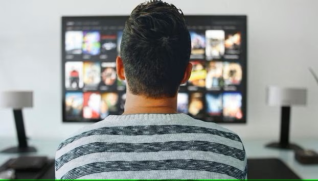 Auditel: 5 schermi per famiglia nelle case italiane, la smart tv supera la televisione tradizionale