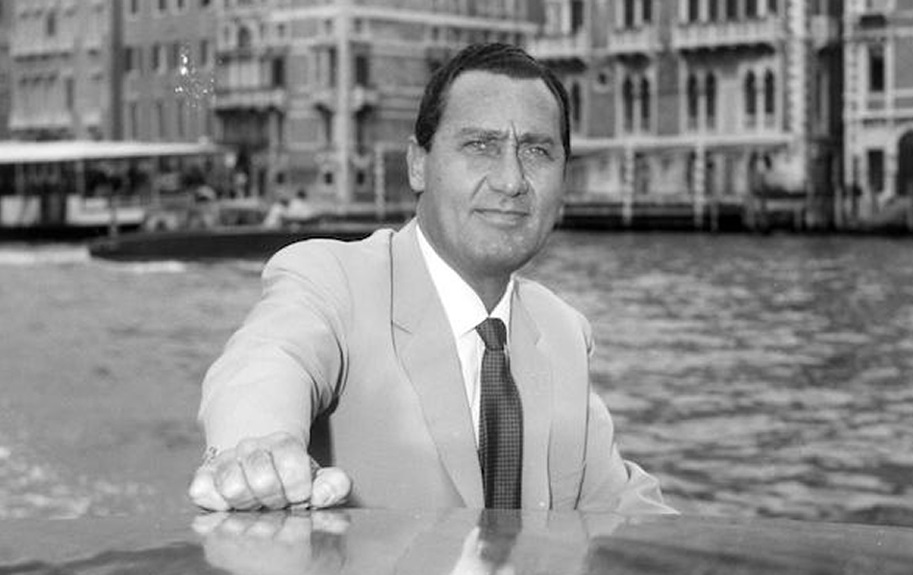 Il ricordo di Alberto Sordi: “A sua immagine” Il ricordo di Alberto Sordi: “A sua immagine”