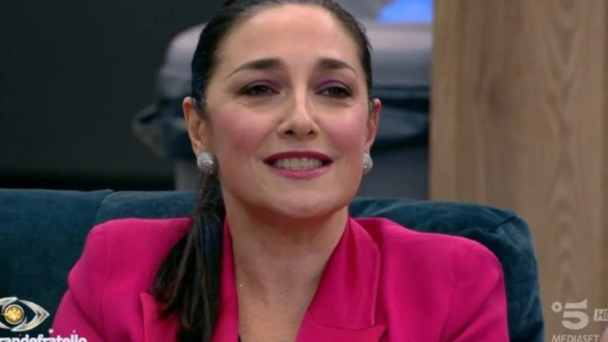 “Grande Fratello”: Sara Ricci deve abbandonare la casa