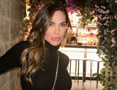 Coccole in famiglia per Ilary Blasi e il compagno Bastian Muller
