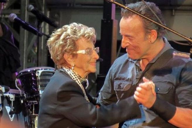Muore la mamma di Bruce Springsteen, Adele Zerilli, a 98 anni