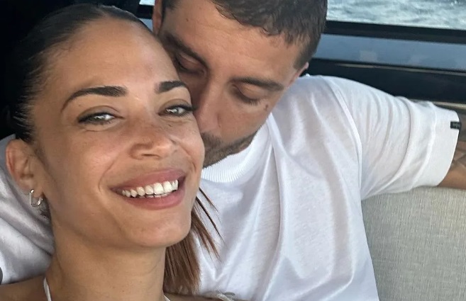 Elodie e l’amore per Andrea Iannone: «Grazie dell’esempio che sei»