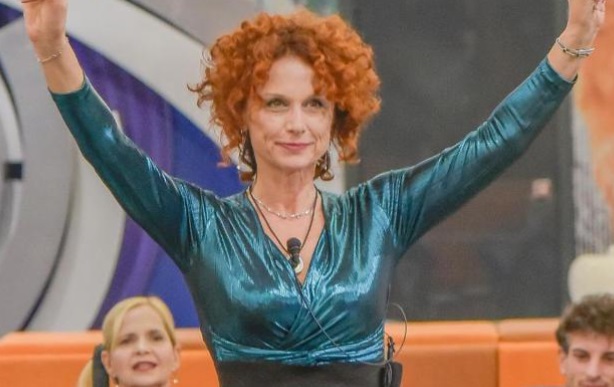 Beatrice Luzzi è la prima finalista del Grande Fratello
