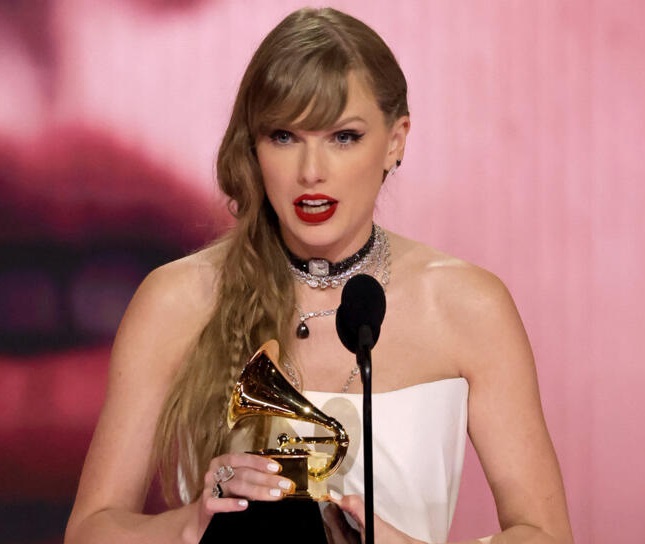 Il Trionfo di Taylor Swift e forti emozioni ai Grammy Awards 2024
