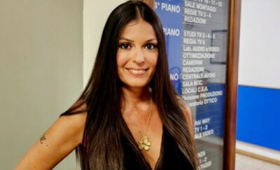 ”Sono stata un anno in clinica psichiatrica senza cellulare”: Sara Tommasi grazie alla madre ha superato la malattia