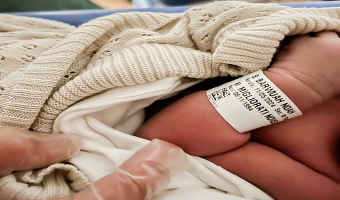 Enock Barwuah, Fratello di Balotelli, Condivide la Prima Foto da Papà