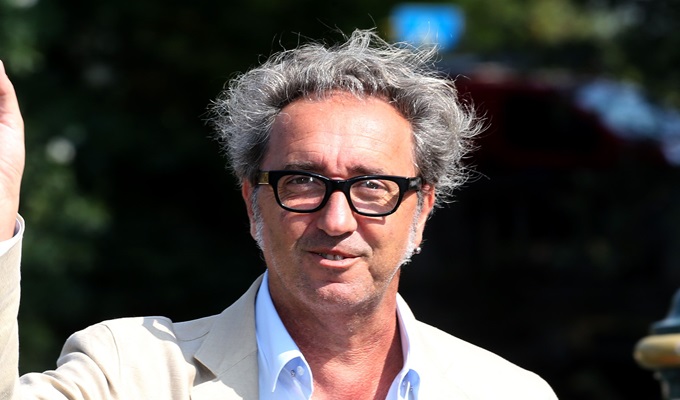 Paolo Sorrentino parla del suo nuovo lavoro “Parthenope”: “È un film sulla mia giovinezza mancata” Paolo Sorrentino parla del suo nuovo lavoro “Parthenope”: “È un film sulla mia giovinezza mancata”