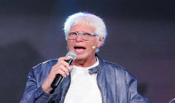 Sandro Giacobbe: Signora mia sapessi……50 volte ti ho sognata. Sandro Giacobbe: Signora mia sapessi……50 volte ti ho sognata.