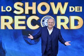 Gerry Scotti presenta “Lo show dei record”